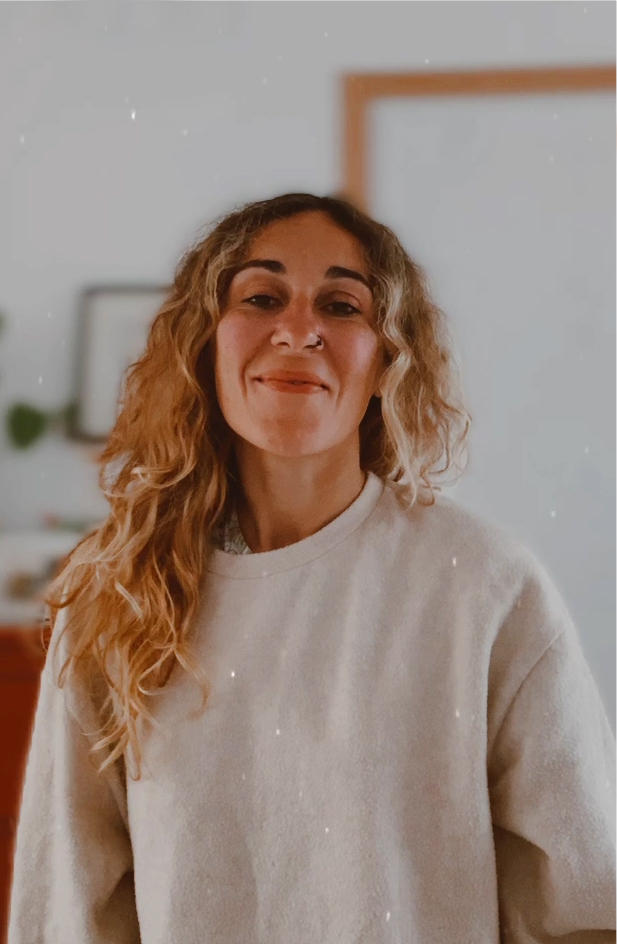 Soy Carol Bertran, 慕信, diseñadora gráfica y web freelance